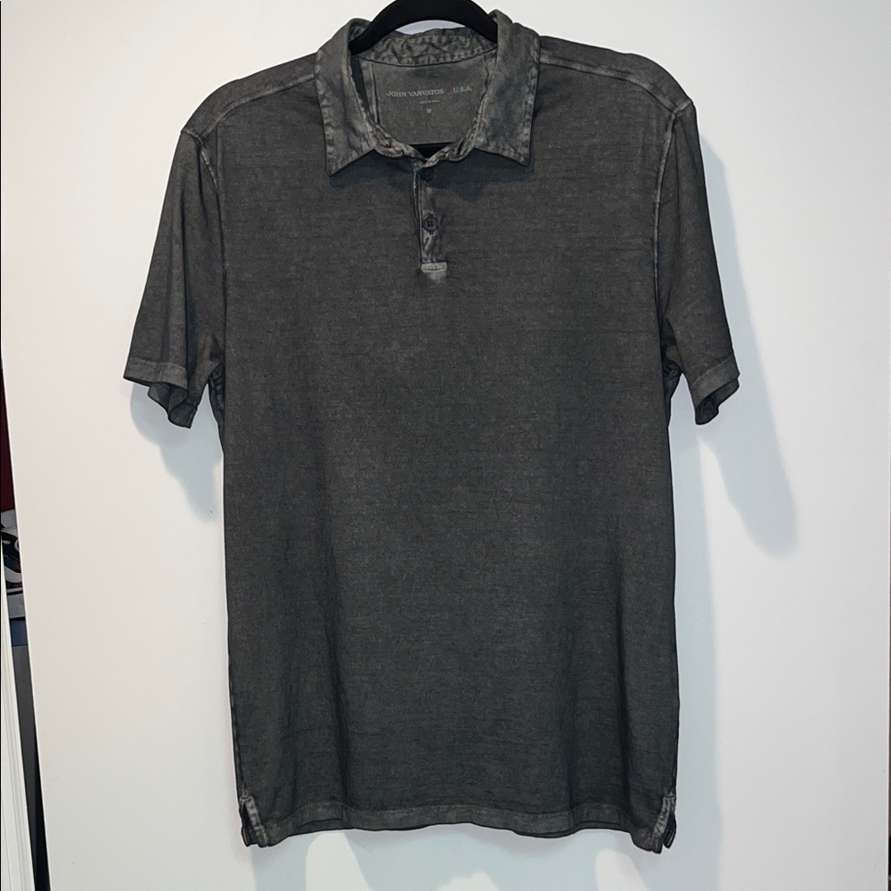 Men’s NWOTs John Varvatos Charcoal Polo Shirt Tye Dyed Accent - Size Medium